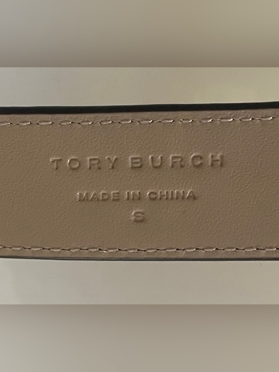 Tory Burch 1” Miller Taupe Croc-Embossed Leather Belt with Silver Logo Small